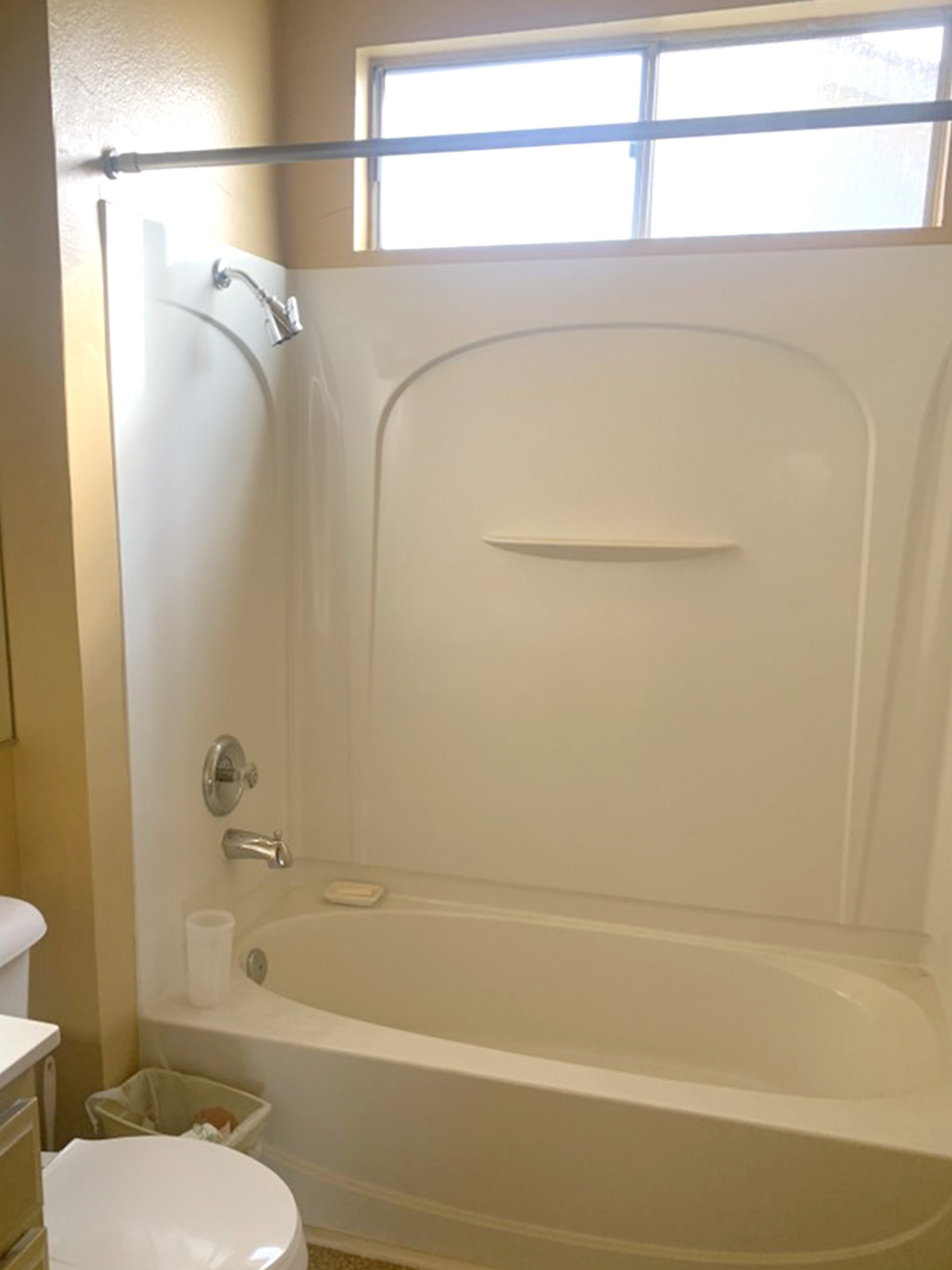 Guest Bath Before